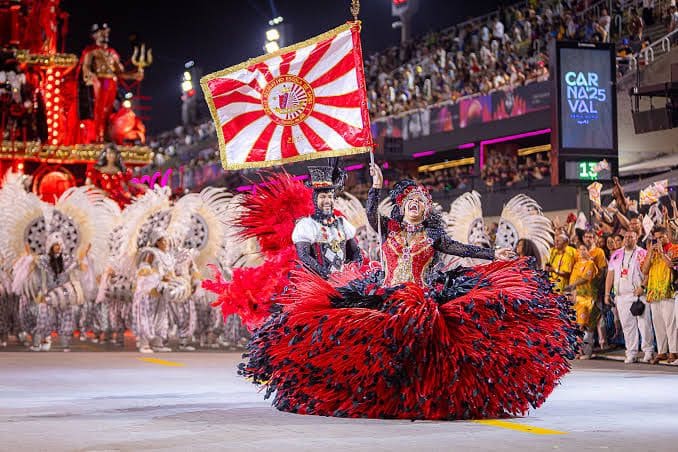 União de Maricá define finalistas do samba-enredo para o Carnaval 2026. Escola busca o samba que vai embalar o enredo “Berenguendéns e balangandãs” no Carnaval 2026