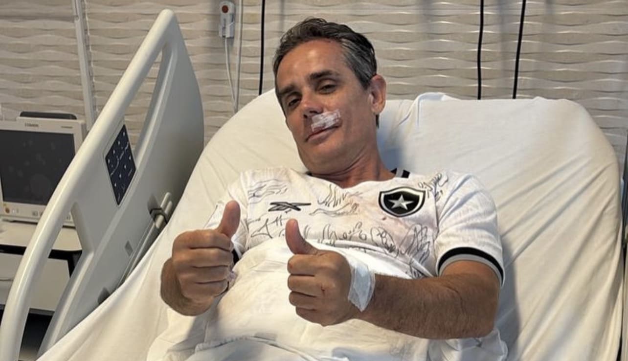 Ex-prefeito de Maricá é mordido por cachorro ao tentar salvá-lo no mar da praia da Barra de Maricá.