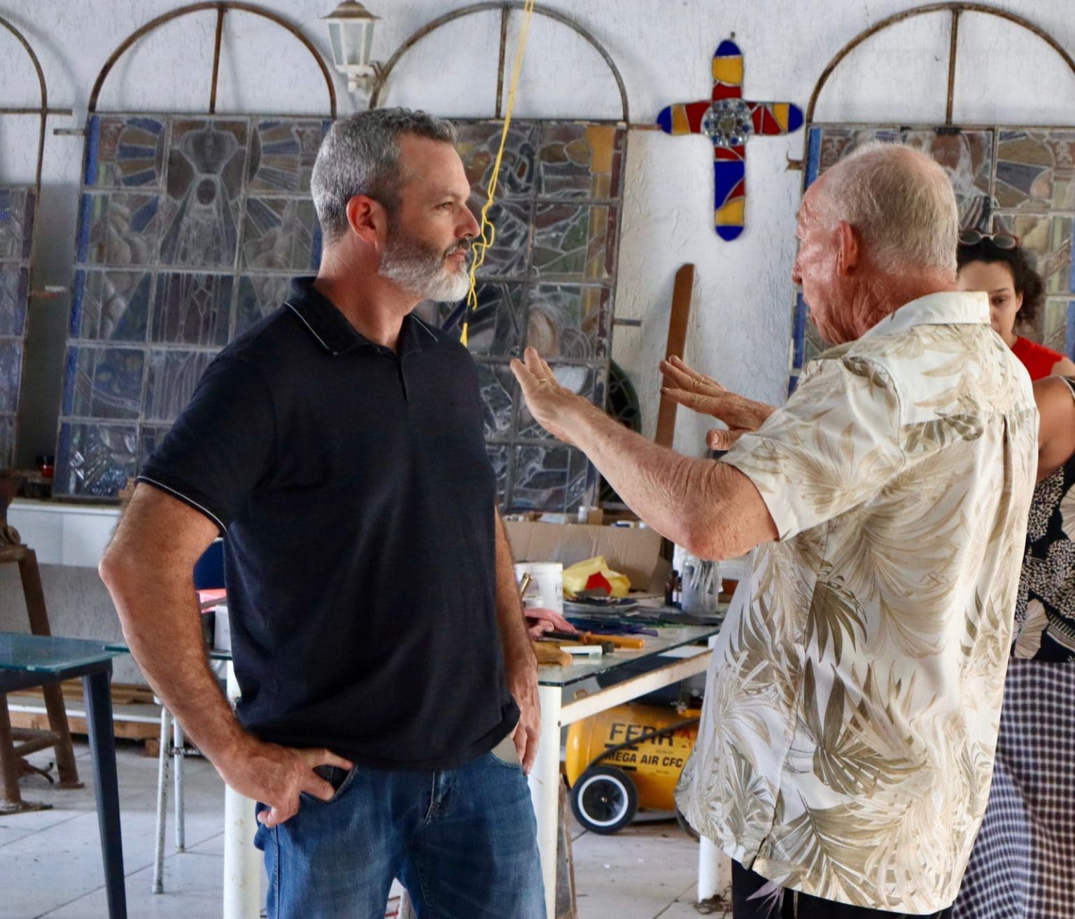 Prefeitura de Maricá anuncia workshop de escultura sacra em madeira no Castelo Shiachticas