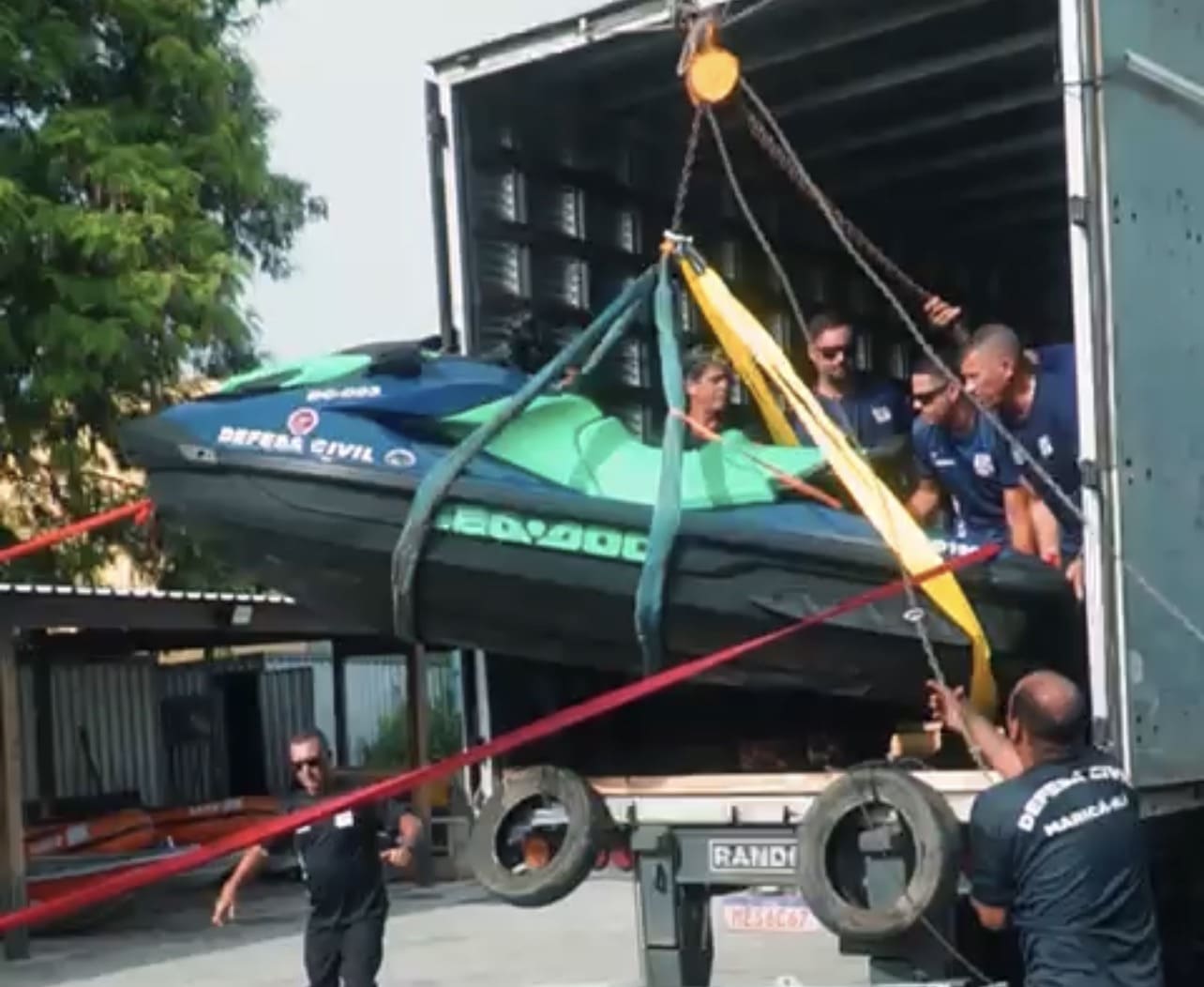 Defesa Civil de Maricá ganha 6 jet skis e reforça estrutura de segurança nas praias