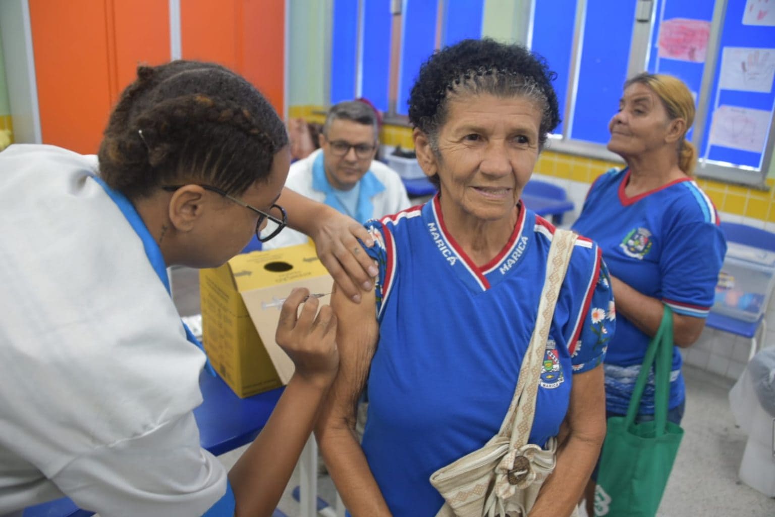 Mobilização contra Influenza leva vacinação a unidades e pontos estratégicos de Maricá